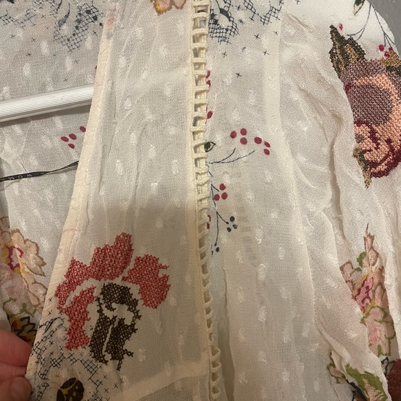 Zara embroidered and floral print open tassel tie kimono top peasant sleeves - Picture 4 of 9